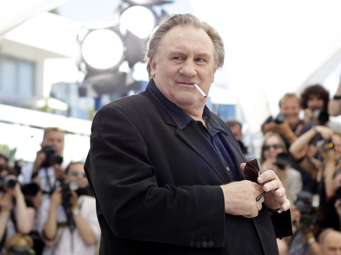 Des artistes dénoncent un 