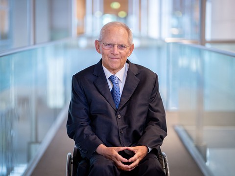 Décès à 81 ans de Wolfgang Schäuble, figure du monde politique
