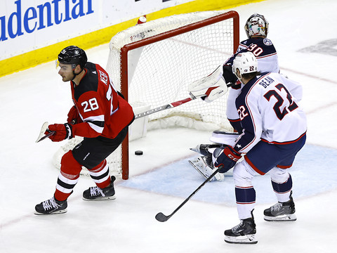 Meier offre la victoire aux Devils en prolongation