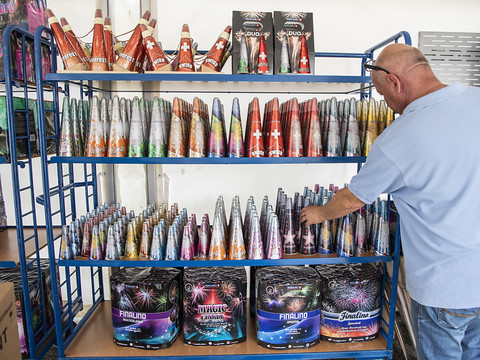 Les Suisses soutiennent l'interdiction des feux d'artifice bruyants