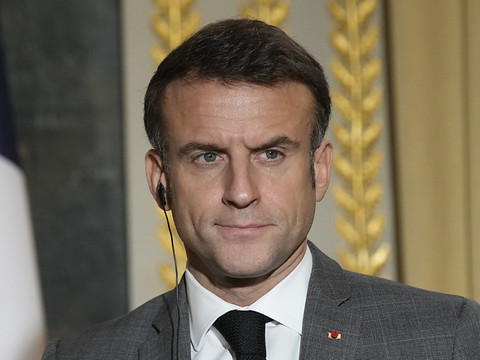 Voeux de Macron: après la tempête, la recherche d'un nouveau cap