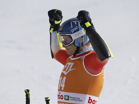 Odermatt déclasse la concurrence en super-G