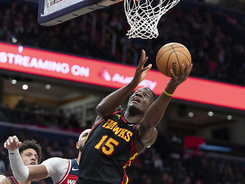 Capela et les Hawks renouent avec la victoire