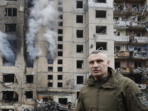 Cinq morts dans des frappes russes 