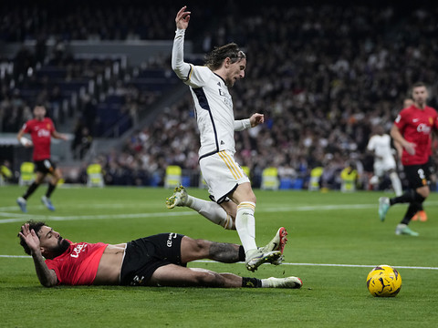 Le Real garde la tête et met la pression sur Gérone