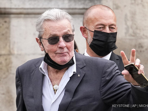 Affaire Delon: plaintes des enfants Delon classées sans suite