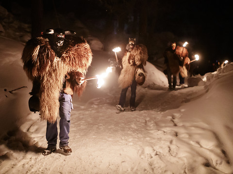 L'Epiphanie célébrée en Suisse, entre tradition et liesse populaire