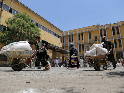 Le DFAE veut ouvrir un bureau humanitaire à Kaboul