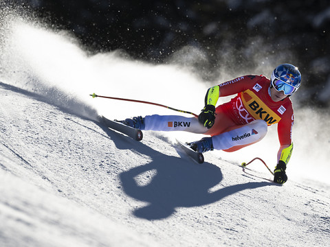 Super-G de Wengen: Odermatt battu par Sarrazin