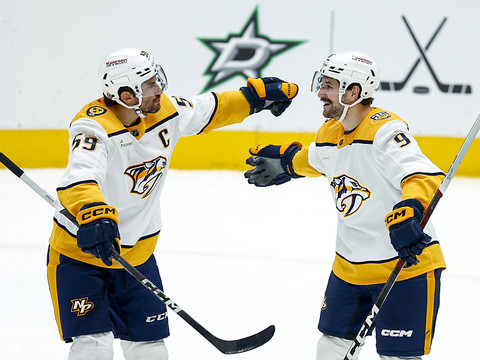 Trois assists pour Josi