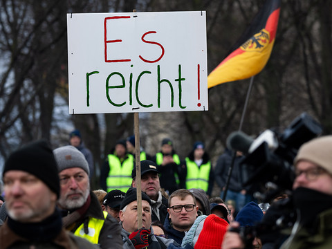 Des milliers de tracteurs dans Berlin, les agriculteurs en colère