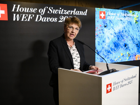 La Suisse prête à organiser le sommet sur la paix à Genève