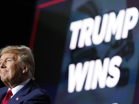 Après un premier triomphe, Trump vers l'investiture républicaine