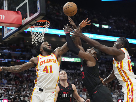 Une troisième succès de rang pour les Hawks