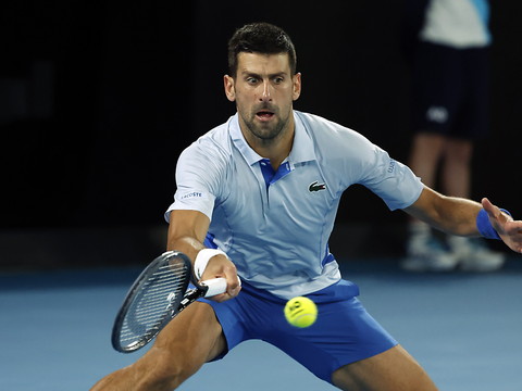 Novak Djokovic égale un record de Roger Federer
