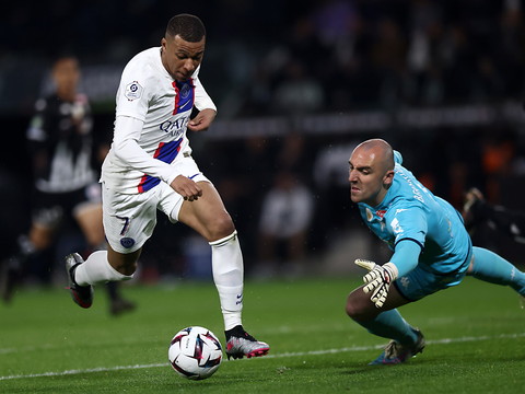 Paul Bernardoni s'engage avec Yverdon