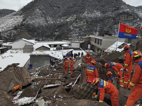 Glissement de terrain en Chine: le bilan atteint 25 morts
