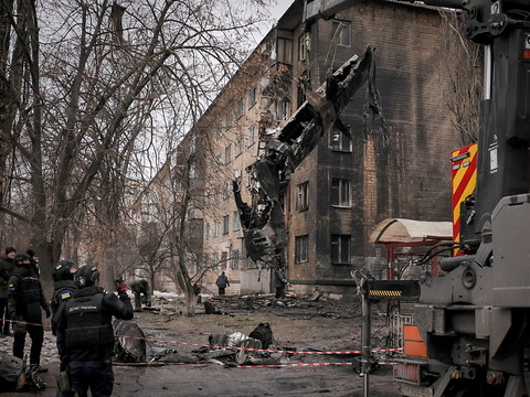 Frappes russes en Ukraine: nouveau bilan de 18 morts et 130 blessés