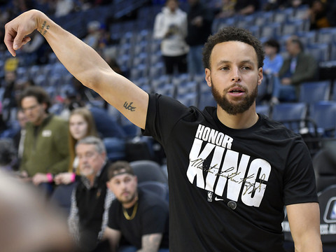 LeBron James, Curry et Embiid parmi les 41 pré-sélectionnés