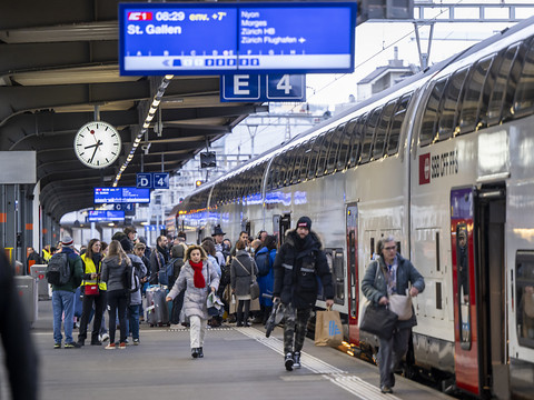 Ponctualité des trains à améliorer en Suisse romande et au Tessin
