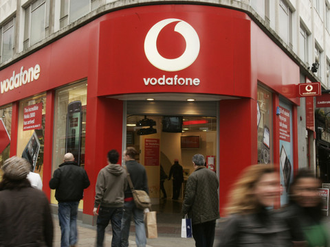 Londres enquête sur la fusion entre Vodafone et CK Hutchison