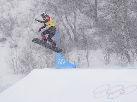 Deux podiums suisses en snowboardcross