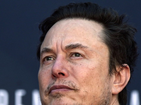 Elon Musk annonce que Neuralink a posé son premier implant cérébral