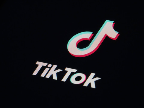 Universal Music annonce le retrait de ses chansons de TikTok
