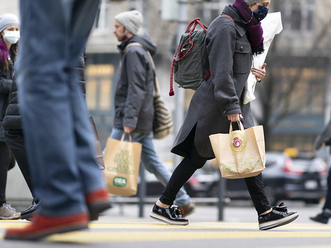 Les chiffres d'affaires du commerce de détail ont reculé en 2023