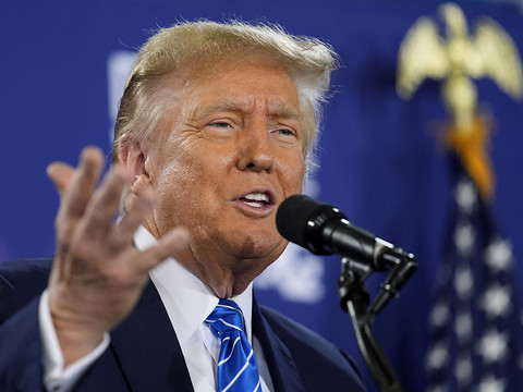 La plainte de Trump sur la Russie rejetée à Londres