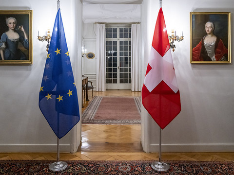 Accord avec l'UE: l'USS veut protéger salaires et service public