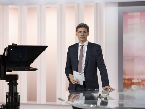 La RTS porte plainte pour usurpation d'identité de 2 journalistes