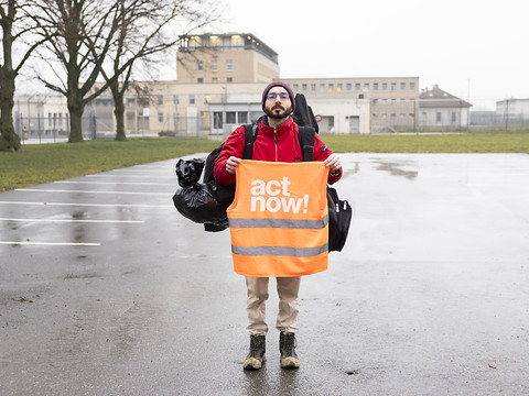 En prison pour une amende impayée, le militant climatique est libre
