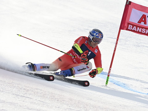 Odermatt en tête du géant après la 1re manche