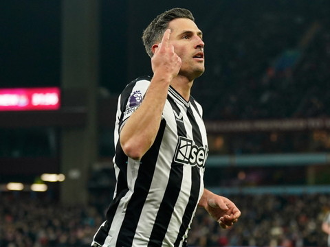 Un plat du pied magistral de Fabian Schär à Nottingham
