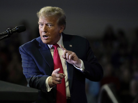 Trump : sécurité de l'Otan pas garantie et expulsion de migrants