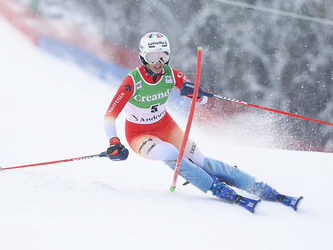 Gisin 7e de la première manche du slalom, Rast 8e