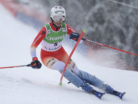 Gisin 4e pour son retour aux affaires, Rast 5e