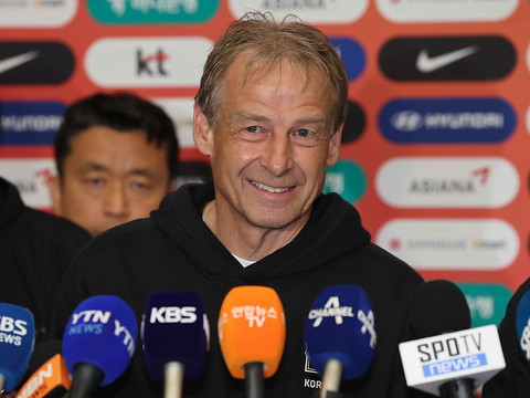 Le sélectionneur Jürgen Klinsmann limogé