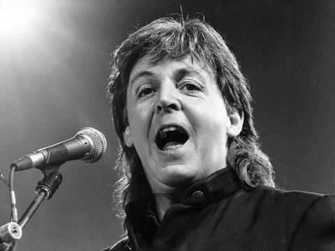 Paul McCartney retrouve une basse disparue depuis un demi-siècle