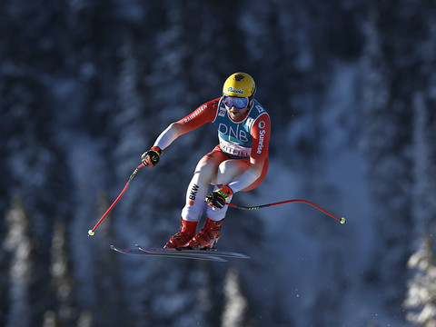 Hintermann gagne la descente de Kvitfjell, Odermatt 7e