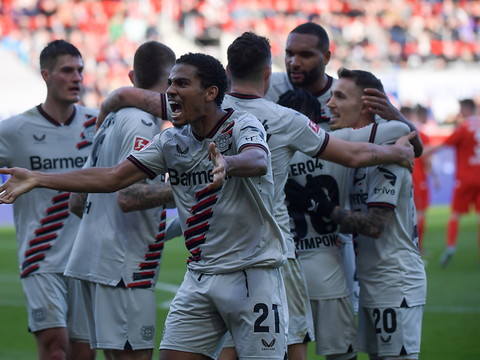 Leverkusen poursuit sa marche en avant