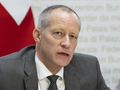 Markus Mäder : 