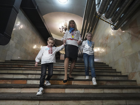 Enfants ukrainiens rapatriés de Russie avec la médiation du Qatar