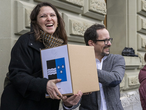 Le PS et les Verts déposent leur initiative pour un fonds climat