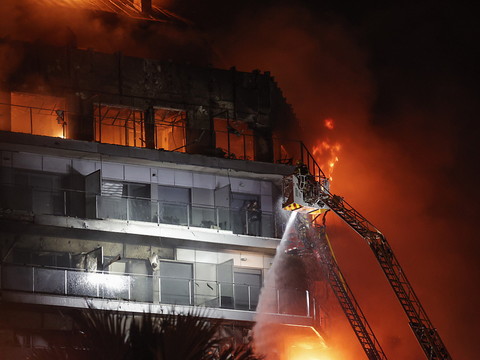 Incendie à Valence: le bilan grimpe à 10 morts
