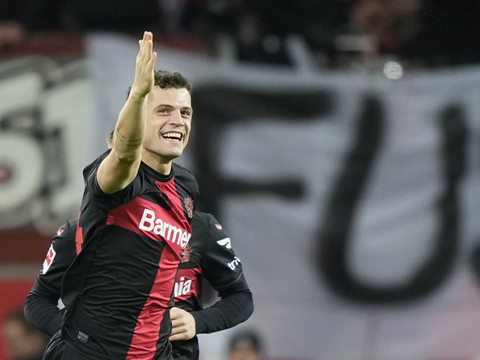 Bundesliga: le leader s'impose avec un but de Xhaka