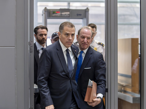 Hunter Biden entendu dans l'enquête en destitution contre son père