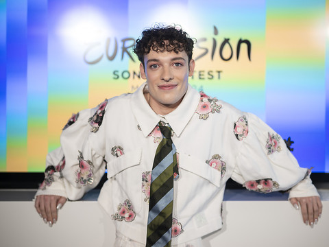 La Suisse envoie le rappeur non binaire bernois Nemo à l'Eurovision