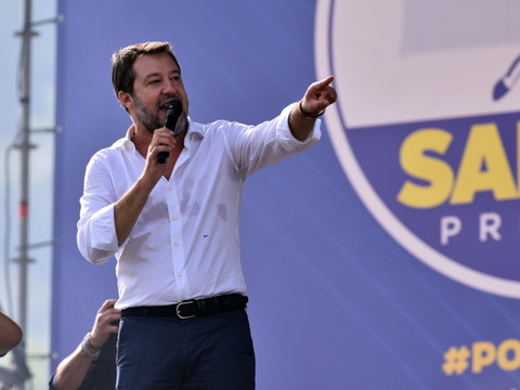Salvini félicite Trump, espère 